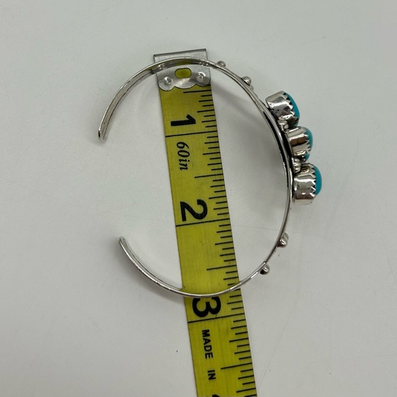 925 Sterling Silver Natural Kingman Turquoise Cluster Flower Cuff Bracelet - Picture 7 of 7